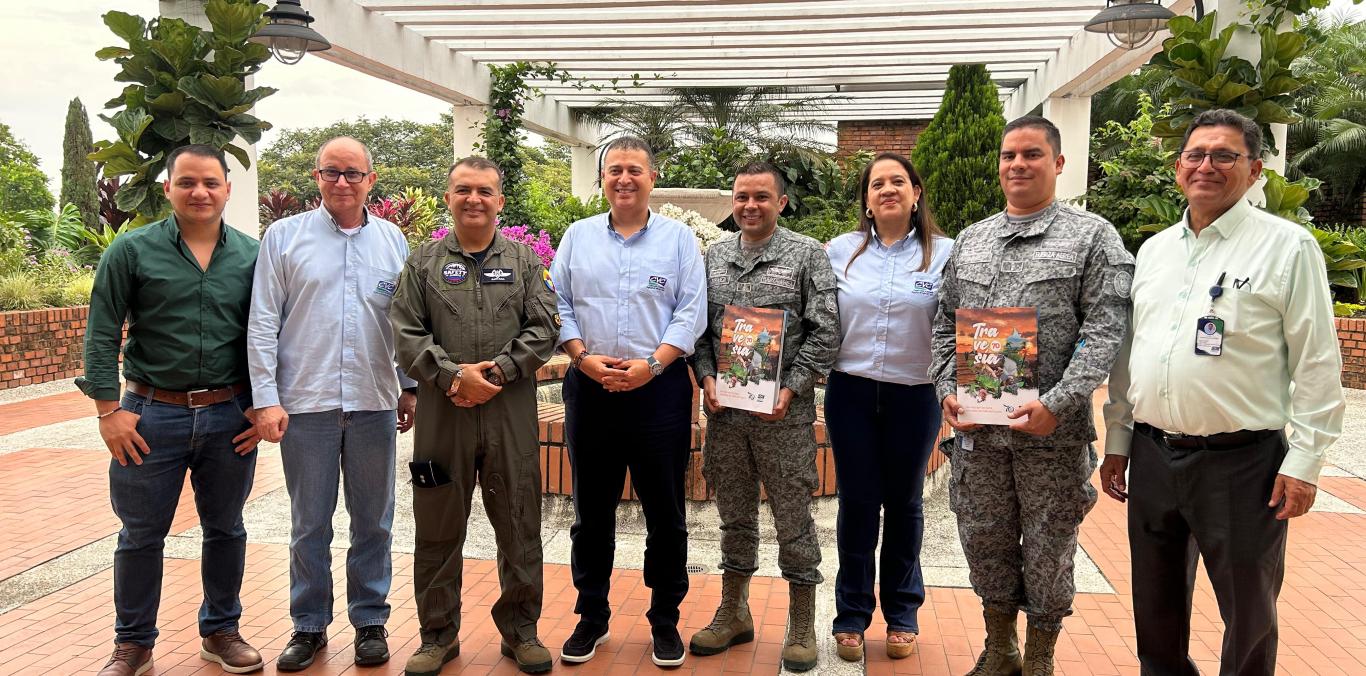 CVC Y FAC FIRMAN CONVENIO PARA TRASLADO DE CAIMÁN ÑATA Y HELIPUNTO PARA INCENDIOS