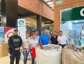 TULUÁ CONMEMORÓ EL DÍA DEL RECICLAJE EN LAS CALLES