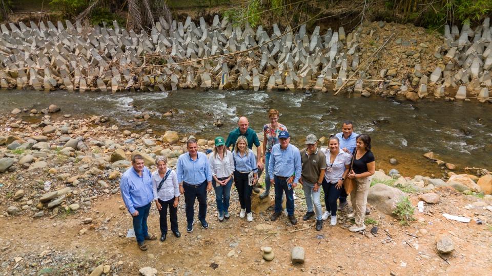 Cali recibe obras para mitigar riesgos de inundaciones del río Meléndez Cali recibe obras para mitigar riesgos de inundaciones del río Meléndez